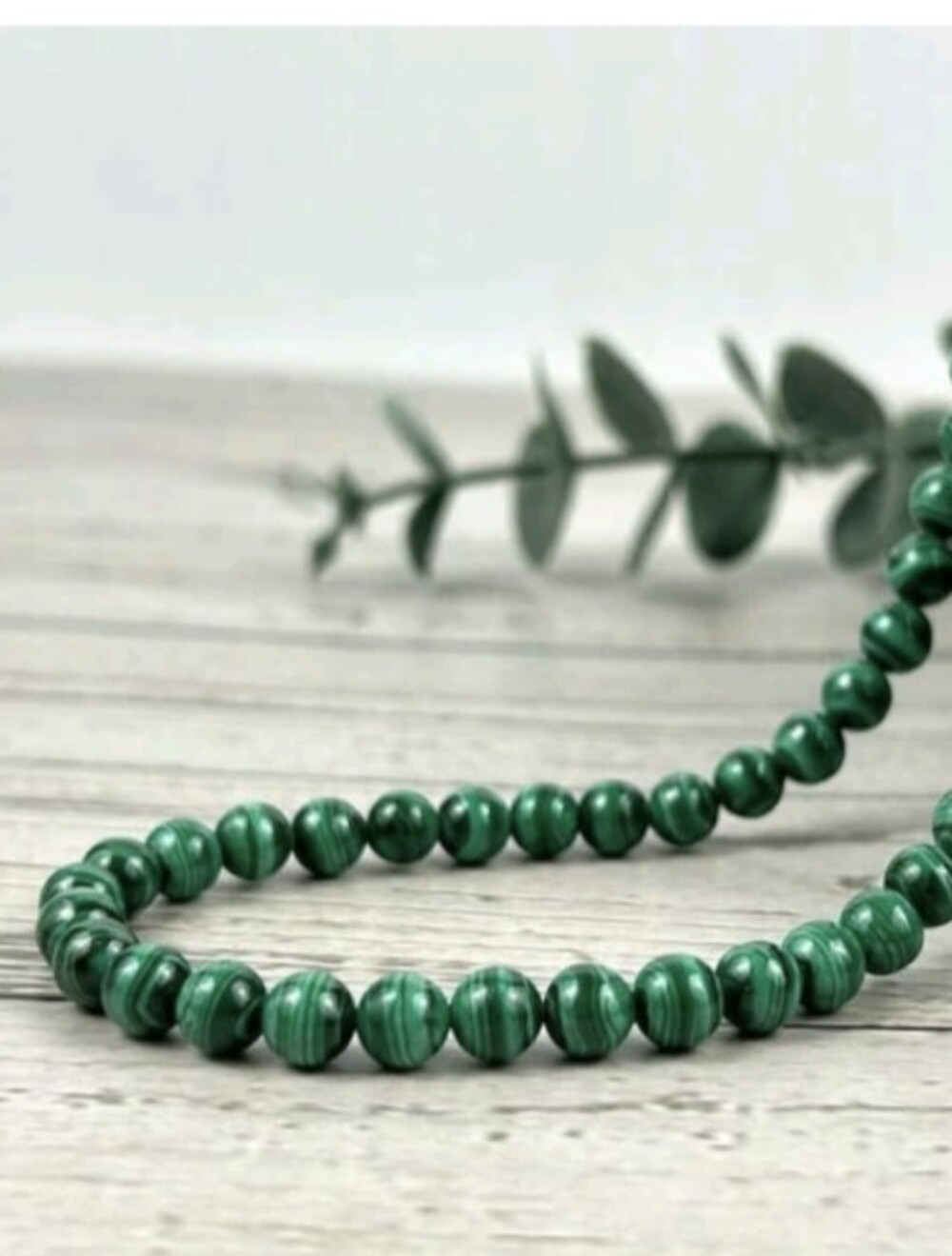 Vintage Necklace Natural Green Malachite Graduated Beaded Healing Necklace - Picture 4 of 13